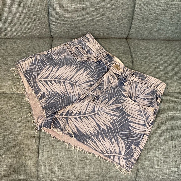 NWT CURRENT ELLIOTT ULTRA HIGH WAIST DENIM TROPICAL SHORTS SZ 27 WILEY PALM - Picture 1 of 9